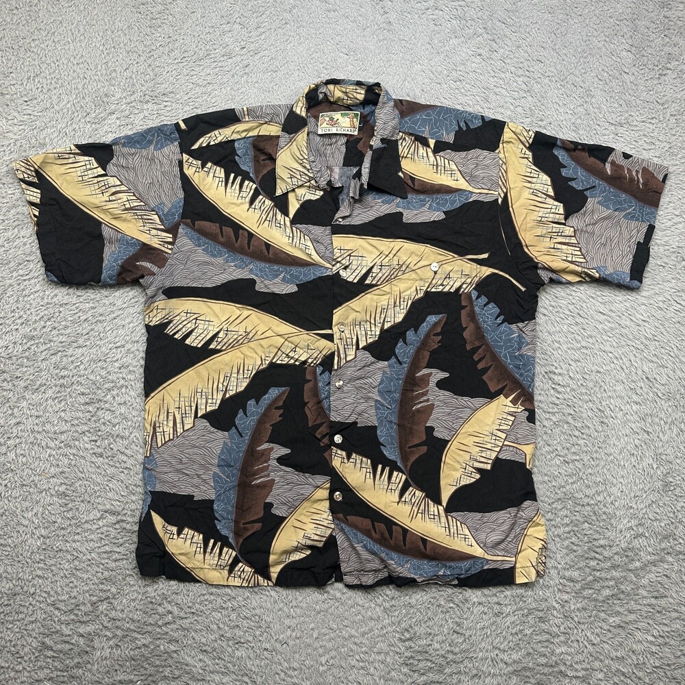 Vintage Tori Richards Hawaiian Shirt Mens L Palms Black Rayon USA Made Aloha